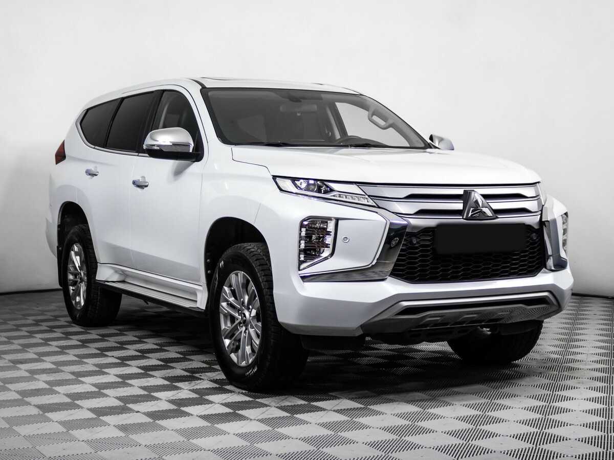 Mitsubishi Pajero Sport III Рестайлинг, 2020 - 13 000 км. | Фото №3