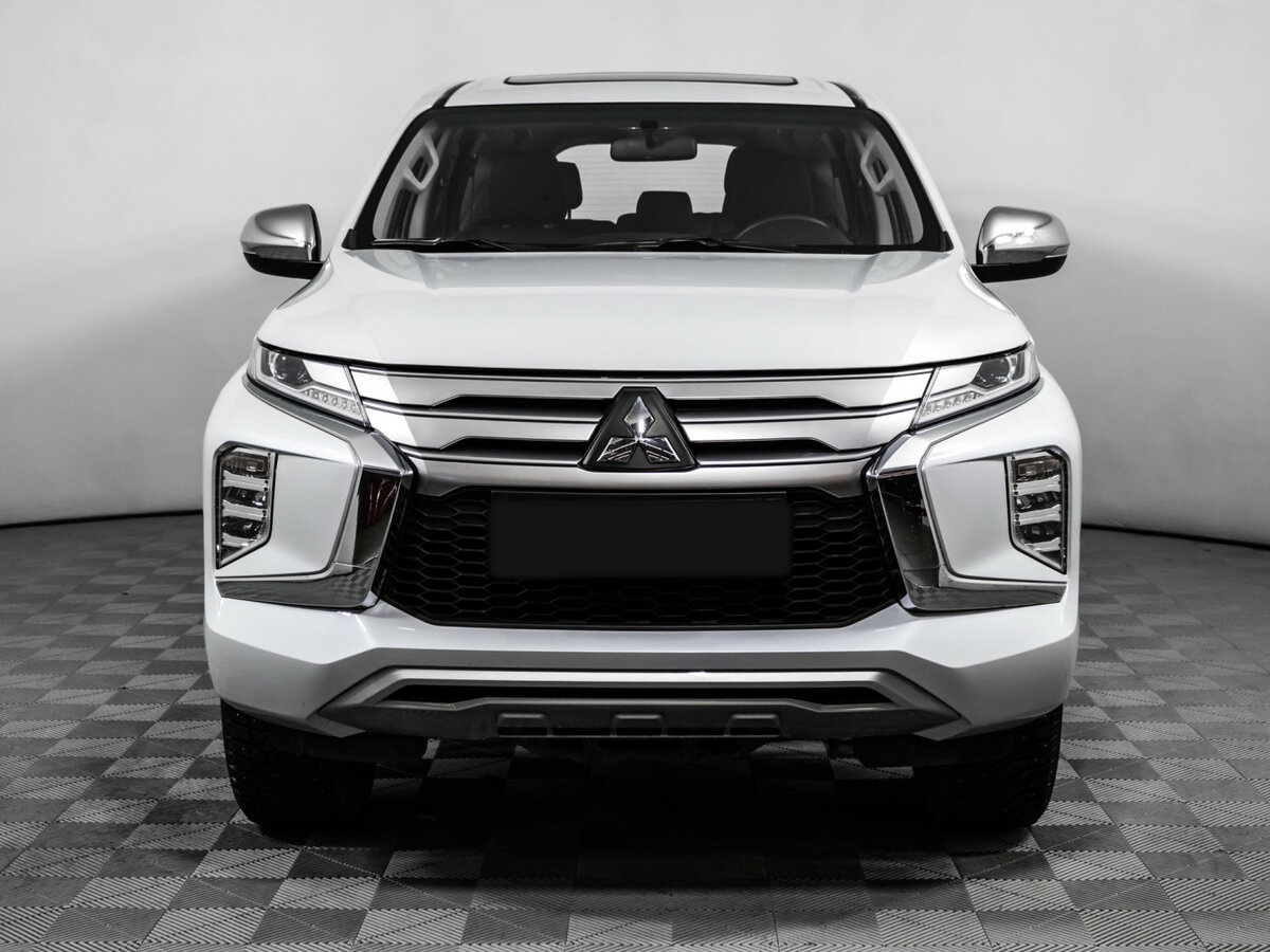 Mitsubishi Montero Sport III Рестайлинг, 2021 - 5 746 км. | Фото №2