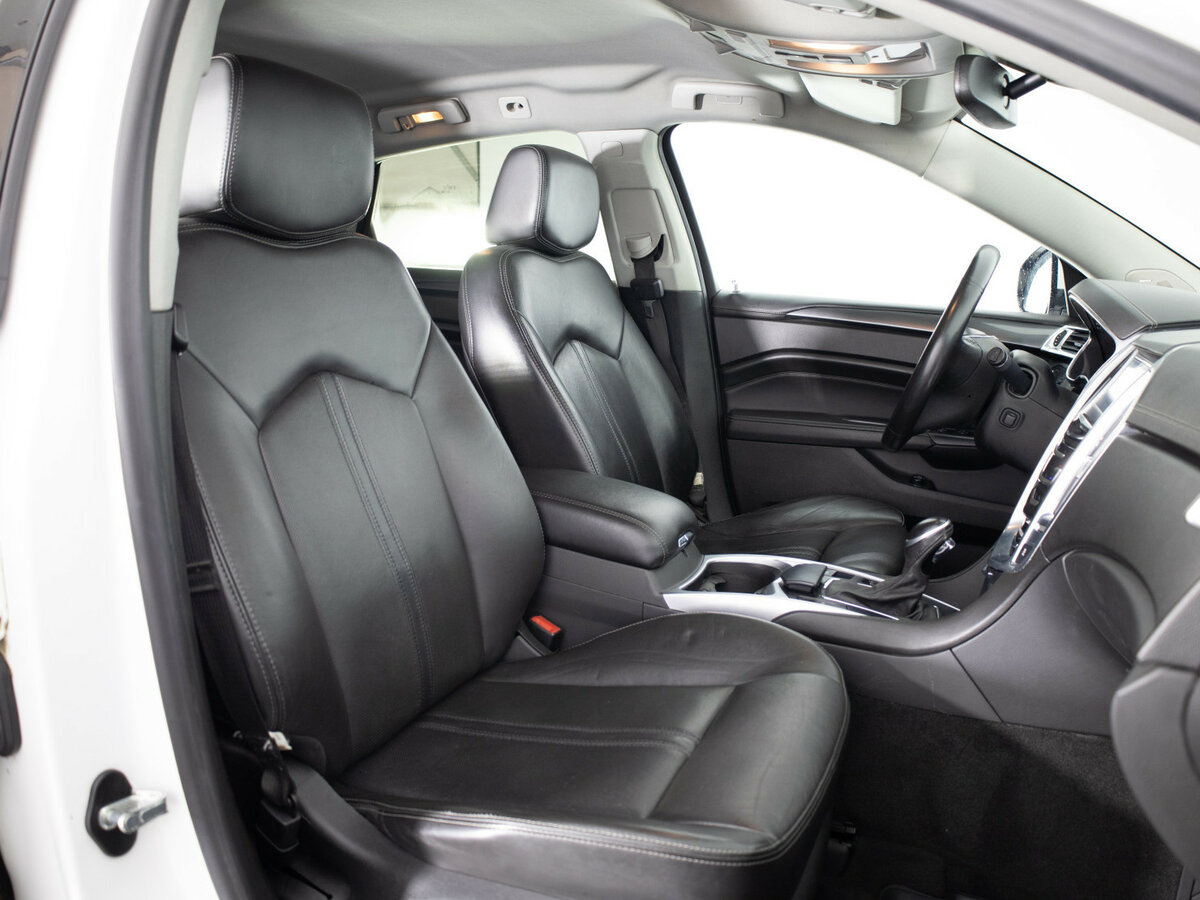 Cadillac SRX II Рестайлинг, 2013 Фото №14