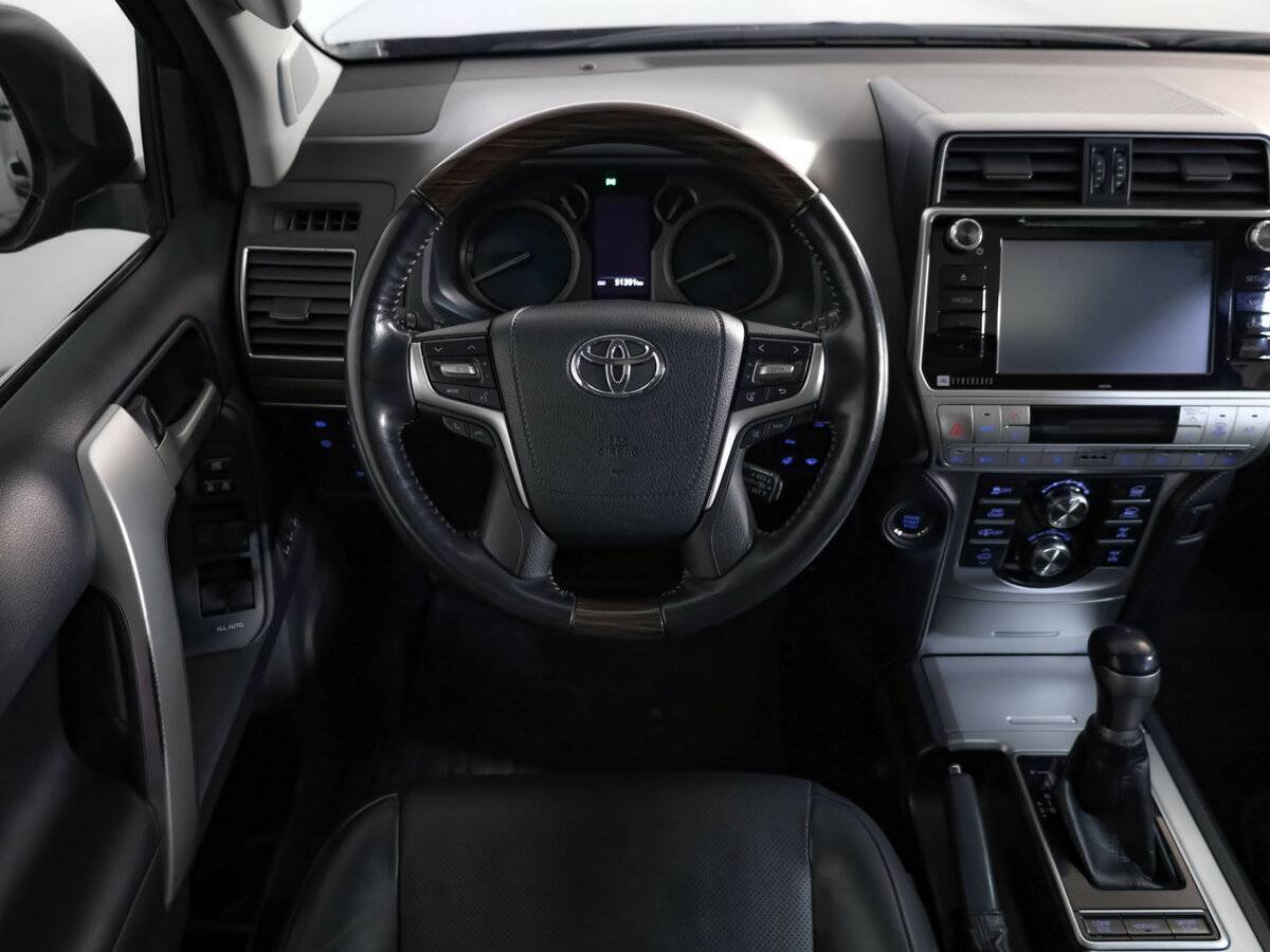 Toyota Land Cruiser Prado 150 Series Рестайлинг 2, 2018 Фото №11