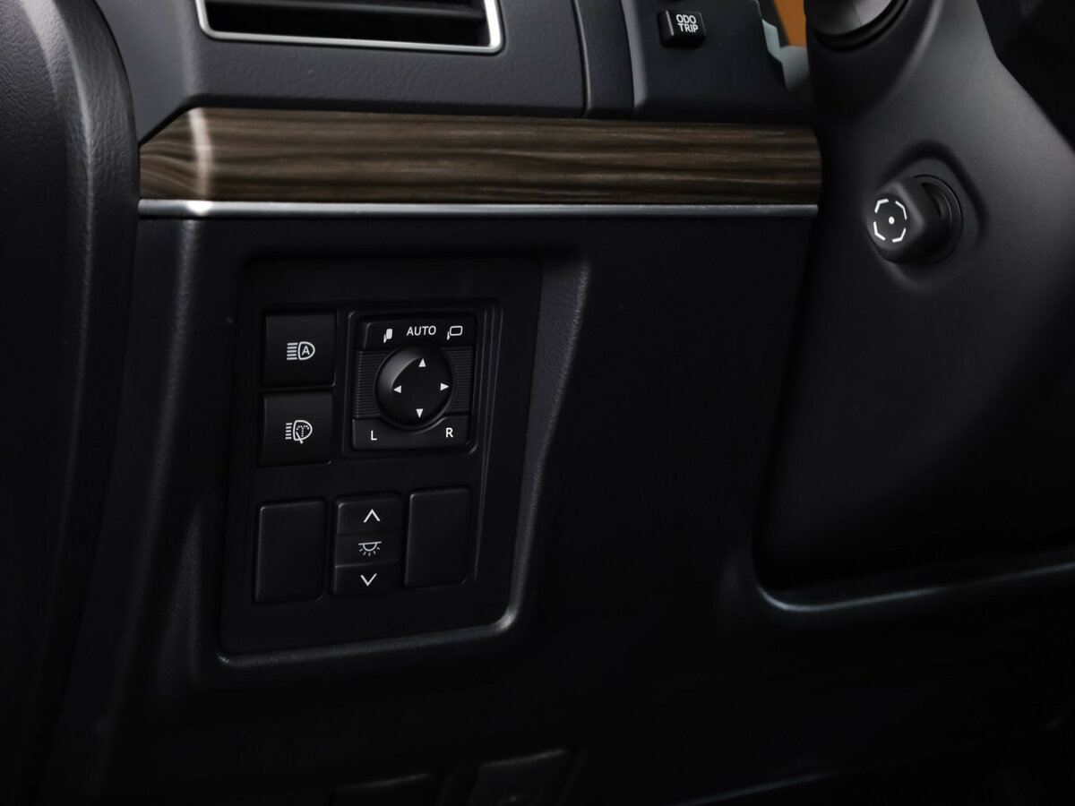 Toyota Land Cruiser Prado 150 Series Рестайлинг 2, 2018 Фото №15