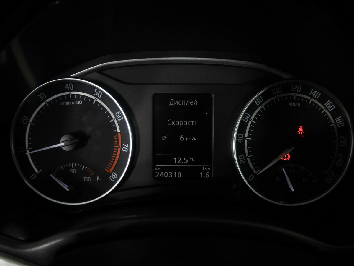 Skoda Octavia RS II Рестайлинг, 2011 Фото №9