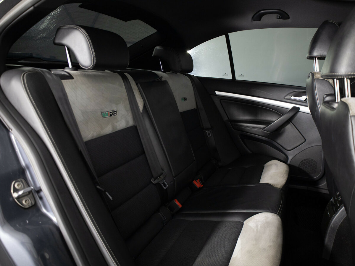 Skoda Octavia RS II Рестайлинг, 2011 Фото №16