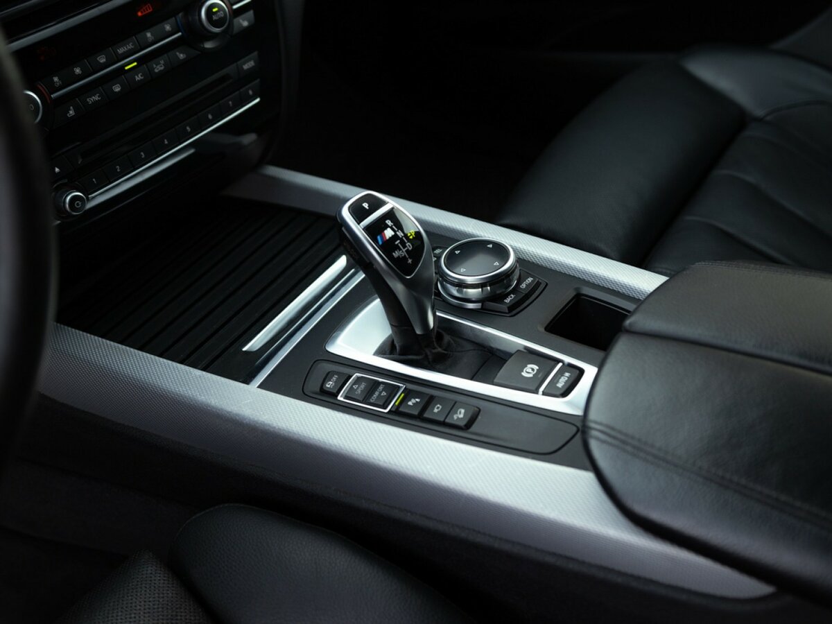 BMW X5 M50d III (F15), 2014 Фото №21