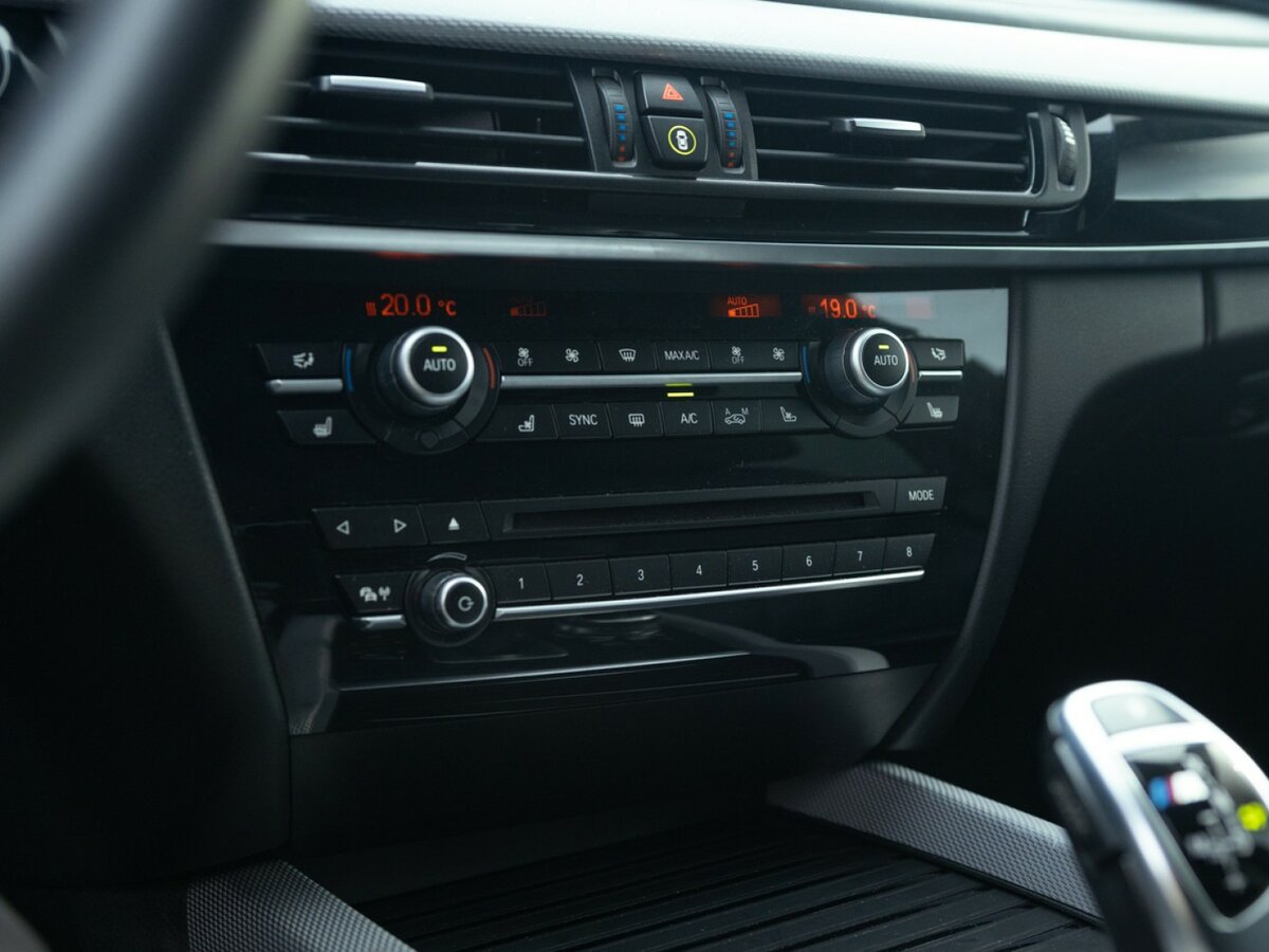 BMW X5 M50d III (F15), 2014 Фото №25