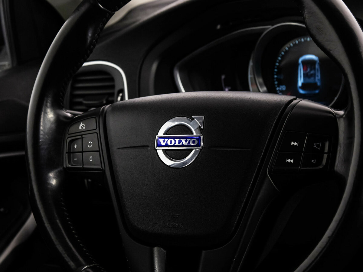 Volvo V40 Cross Country I, 2013 Фото №10