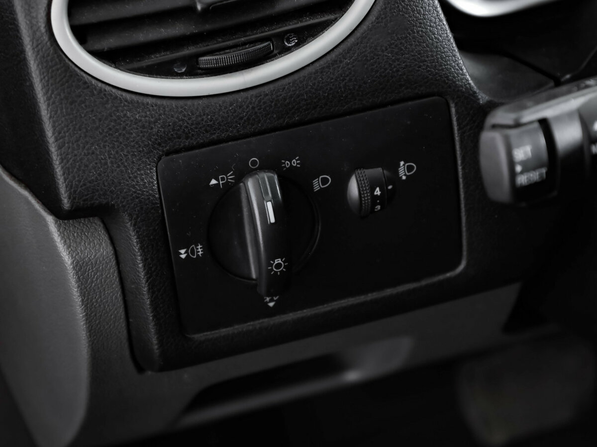 Ford Focus II Рестайлинг, 2008 Фото №13