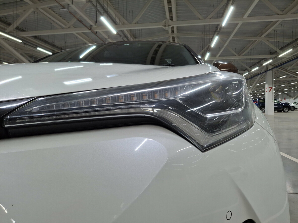 Toyota C-HR I Рестайлинг, 2019 Фото №17