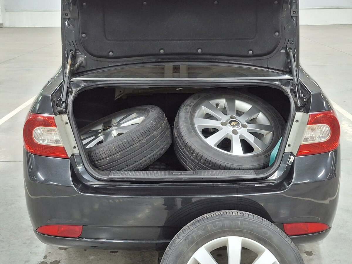 Chevrolet Epica V250 Рестайлинг, 2010 Фото №10