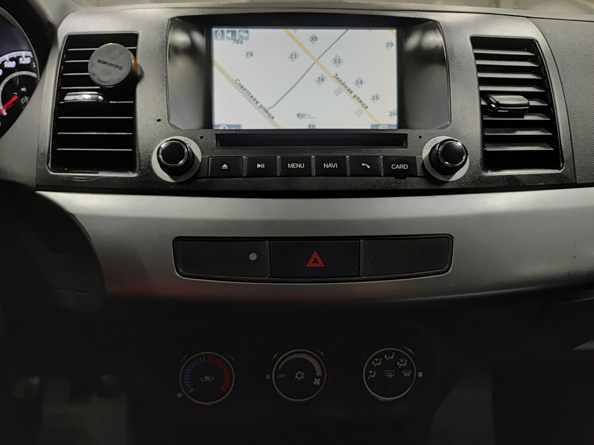 Mitsubishi Lancer X Рестайлинг, 2011 Фото №15