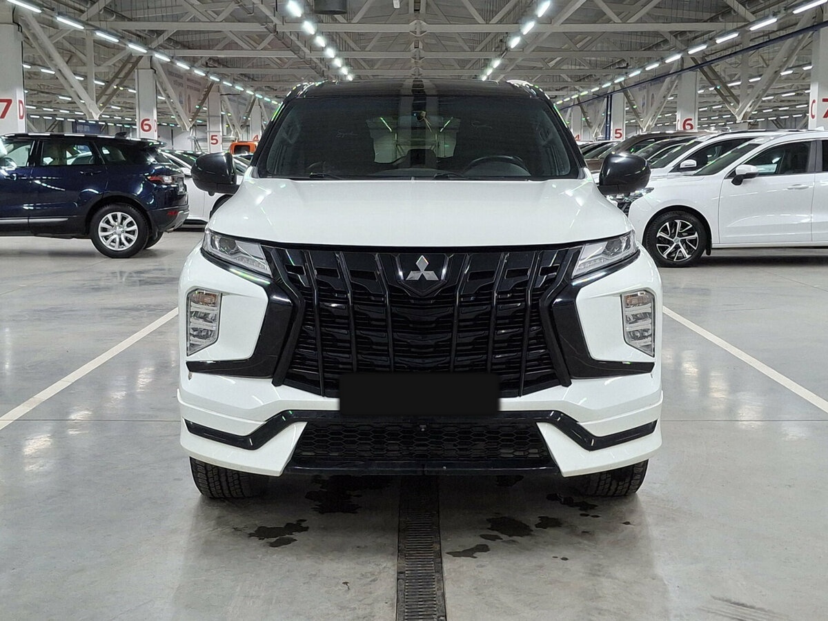 Mitsubishi Montero Sport III Рестайлинг, 2022 - 40 268 км. | Фото №2