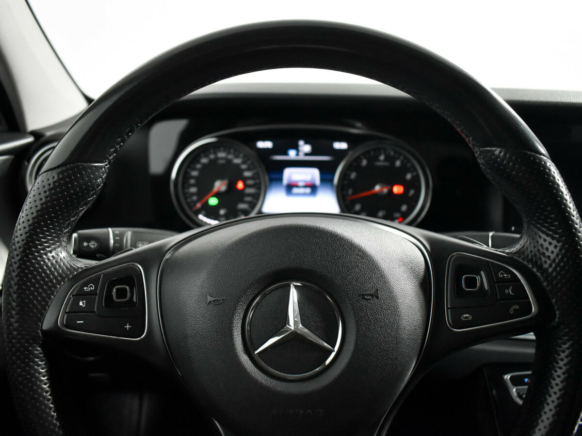 Mercedes-Benz E-Класс 200 V (W213, S213, C238), 2016 Фото №18