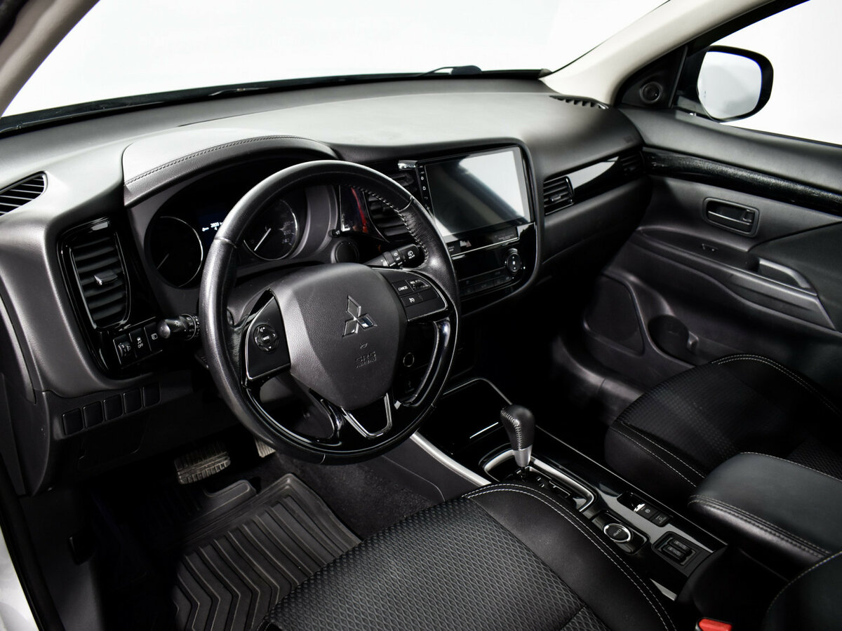 Mitsubishi Outlander III Рестайлинг 3, 2018 - 153 000 км. | Фото №7