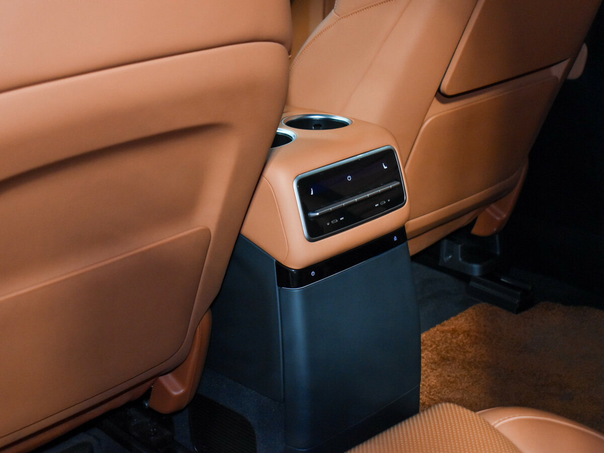 Li Auto (Lixiang) L9 44.5 kWh I, 2023 Фото №11