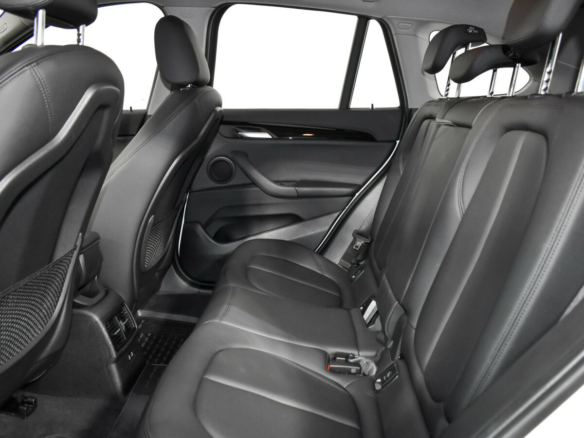 BMW X1 20i xDrive II (F48) Рестайлинг, 2021 Фото №10