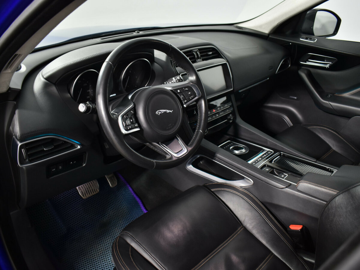 Jaguar F-Pace I, 2018 Фото №8