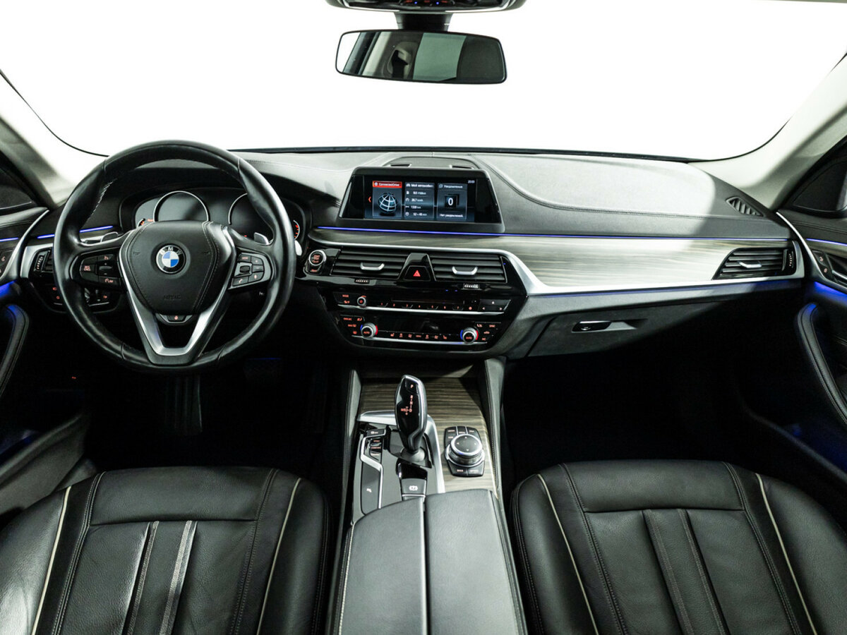 BMW 5 серии 520d xDrive VII (G30/G31/G38), 2018 Фото №13