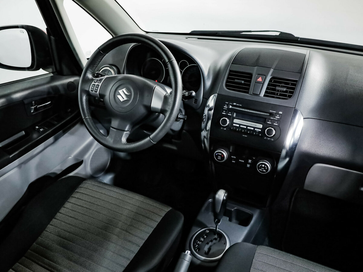Suzuki SX4 I (Classic) Рестайлинг, 2011 Фото №5