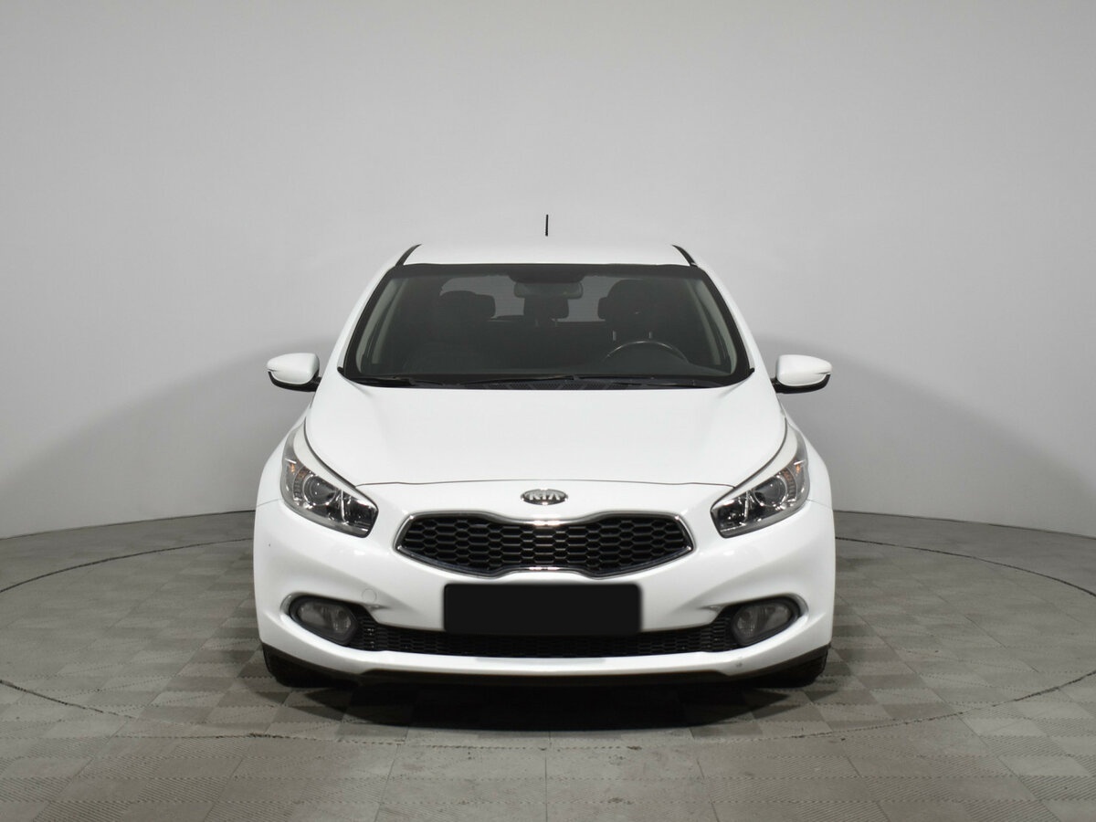 Kia Ceed II, 2013 - 125 002 км. | Фото №2