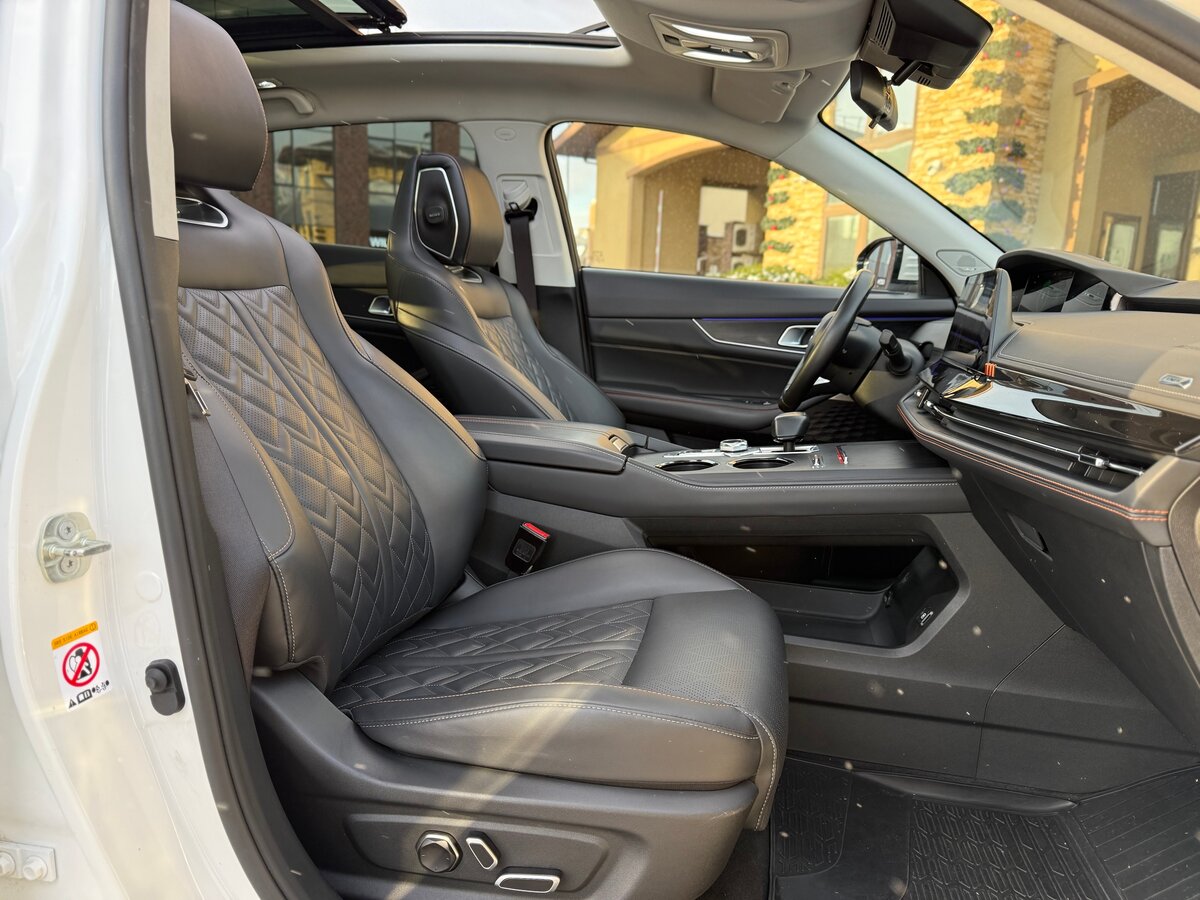 Changan UNI-K, 2023 Фото №24