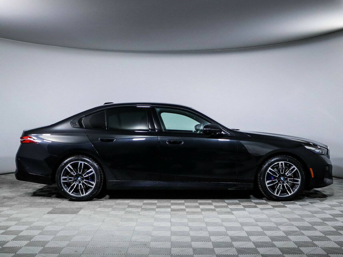 BMW 5 серии 530i xDrive VIII (G60/G61/G68), 2024 - 58 887 км. | Фото №4