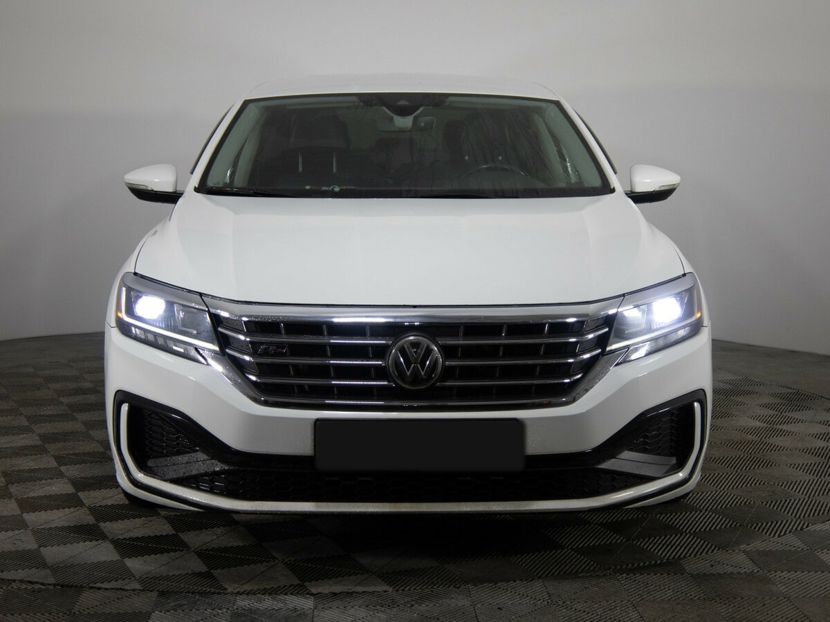 Volkswagen Passat (North America and China) II (NA Market), 2020 - 102 621 км. | Фото №2