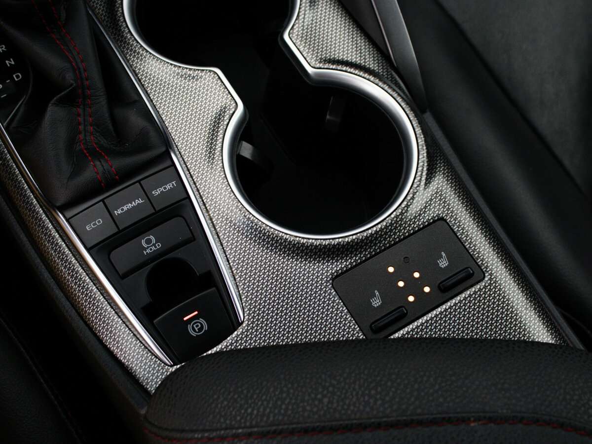 Toyota Camry VIII (XV70) Рестайлинг, 2022 Фото №20