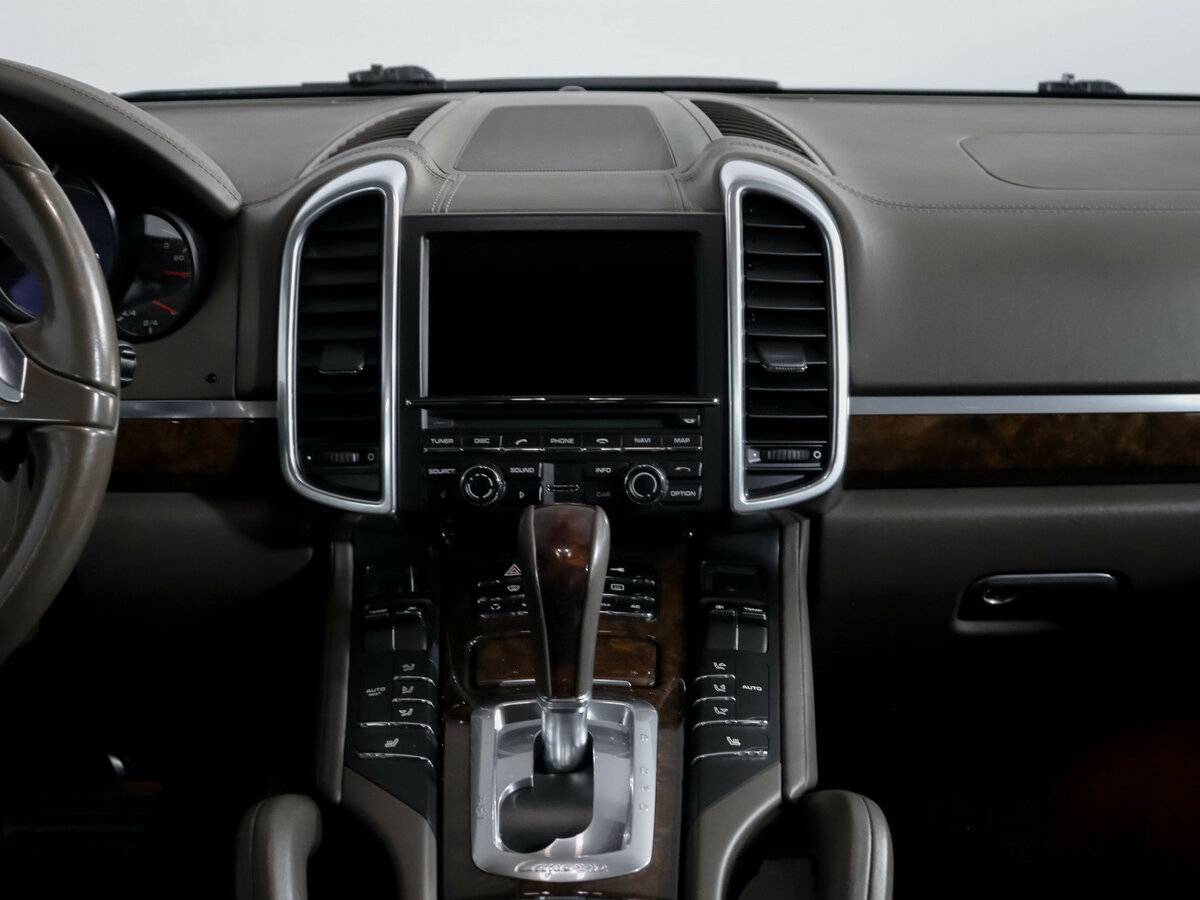 Porsche Cayenne II (958), 2011 Фото №11