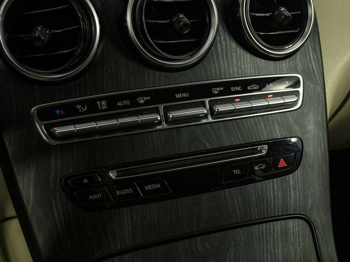 Mercedes-Benz GLC 250 I (X253), 2015 Фото №12