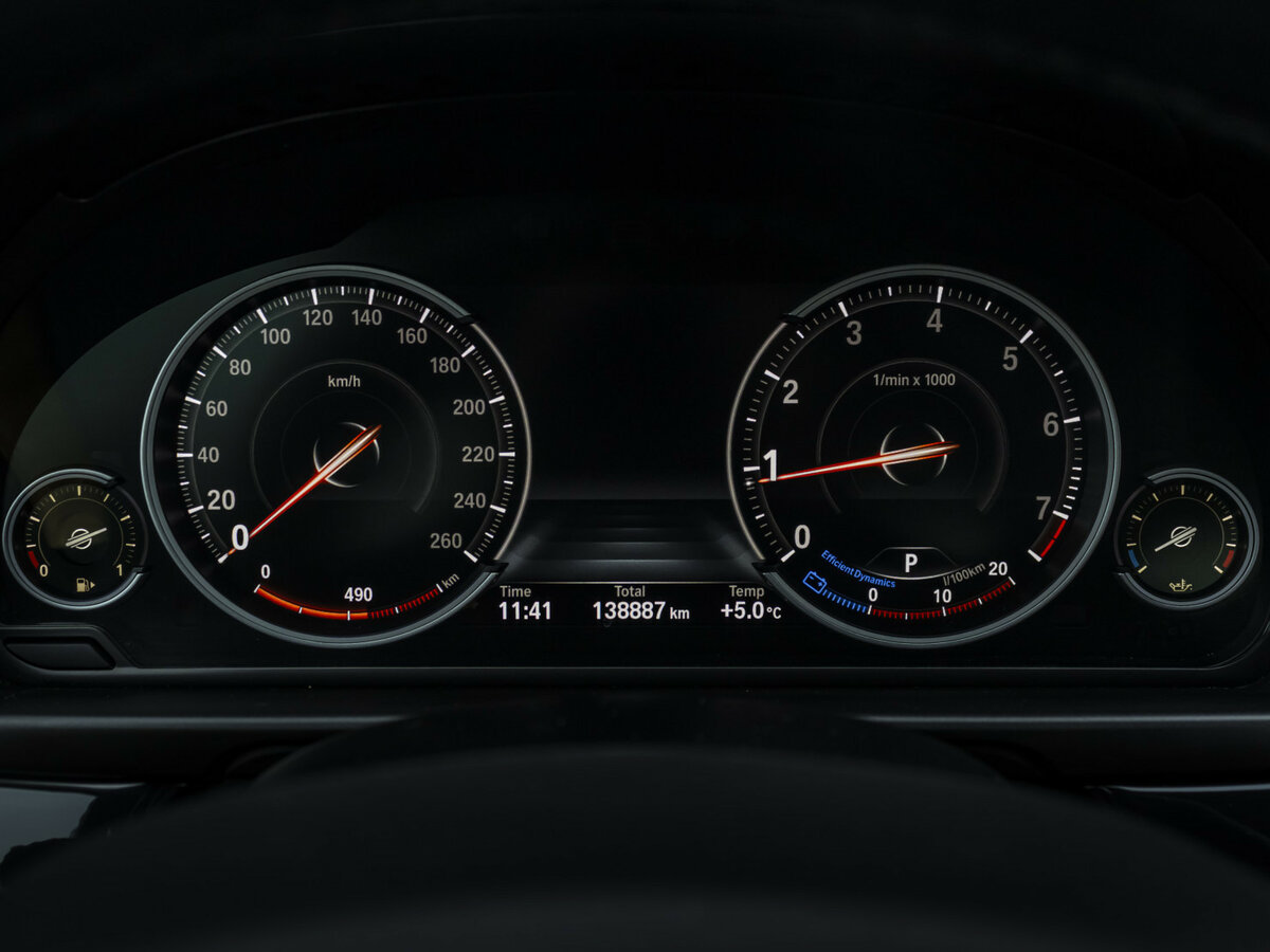 BMW 5 серии 528i xDrive VI (F10/F11/F07) Рестайлинг, 2016 Фото №12