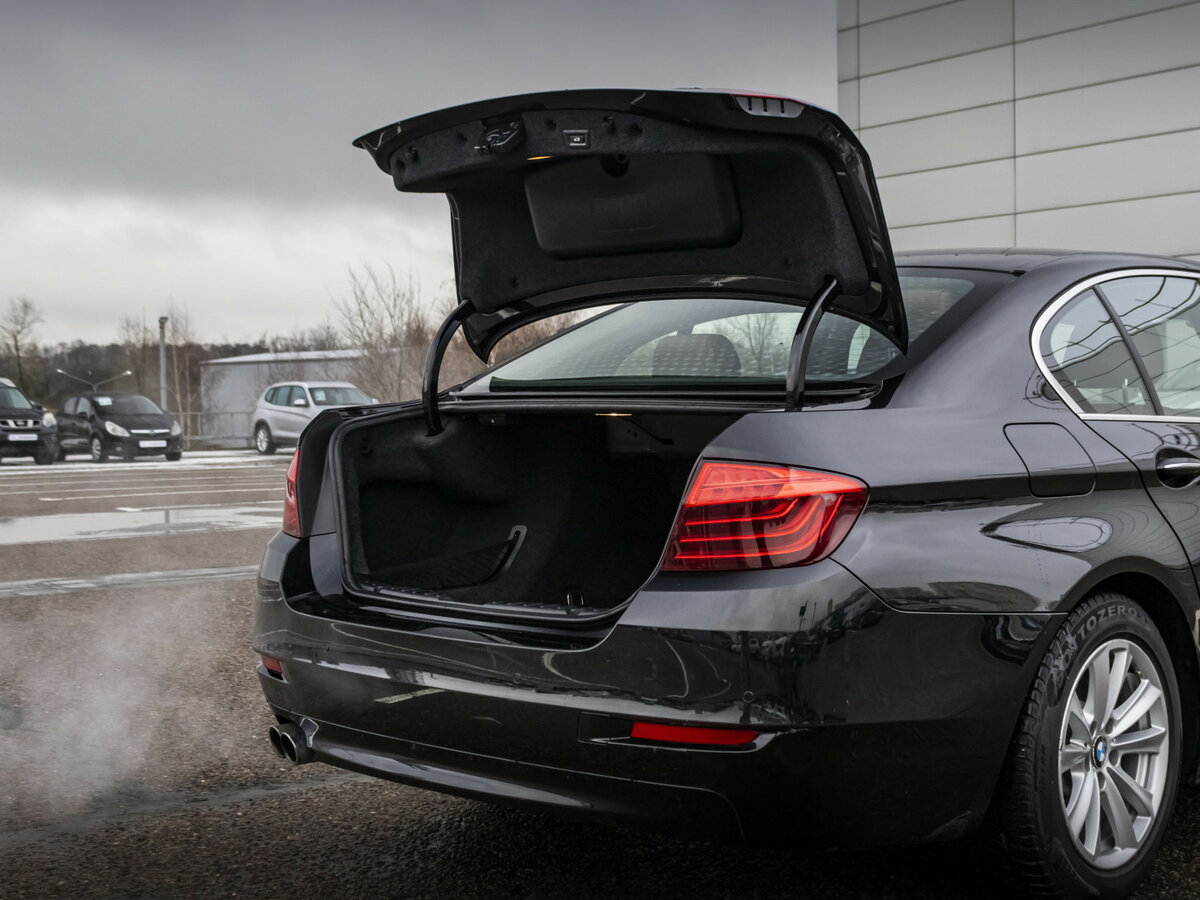 BMW 5 серии 528i xDrive VI (F10/F11/F07) Рестайлинг, 2016 Фото №17