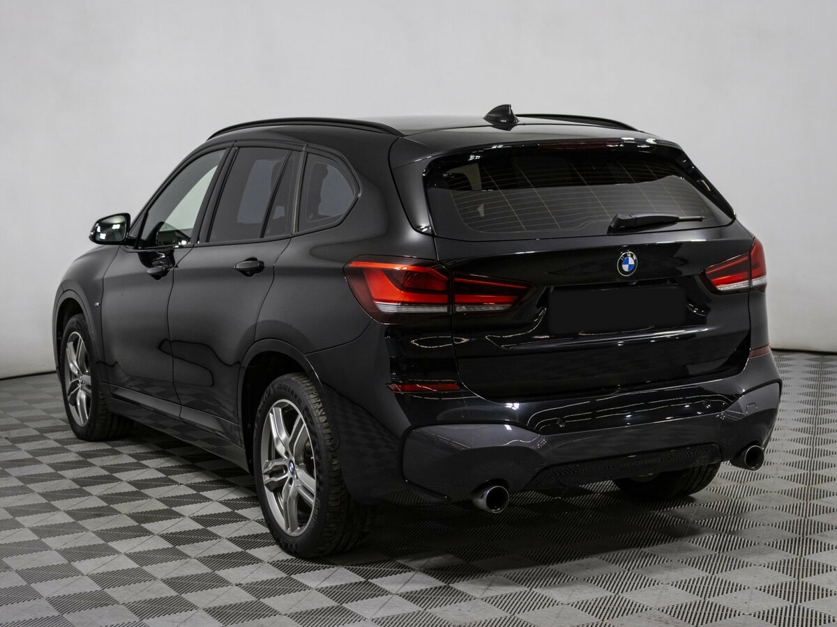 BMW X1 20i xDrive II (F48) Рестайлинг, 2020 Фото №6