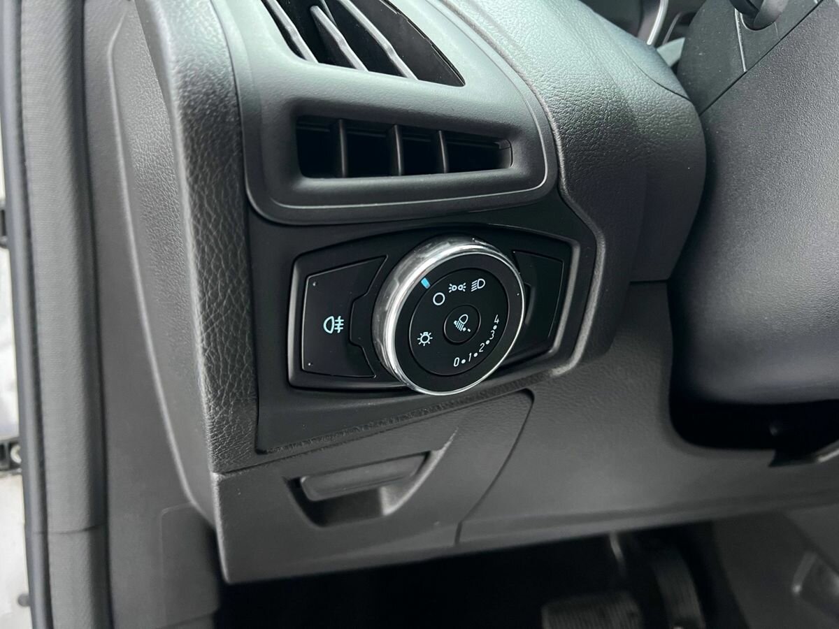 Ford Focus III, 2014 Фото №15