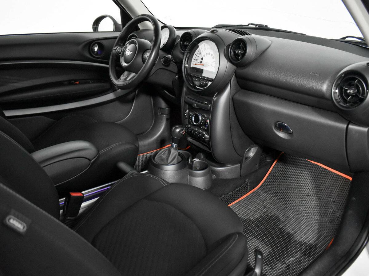 Mini Paceman Cooper S I, 2013 Фото №13