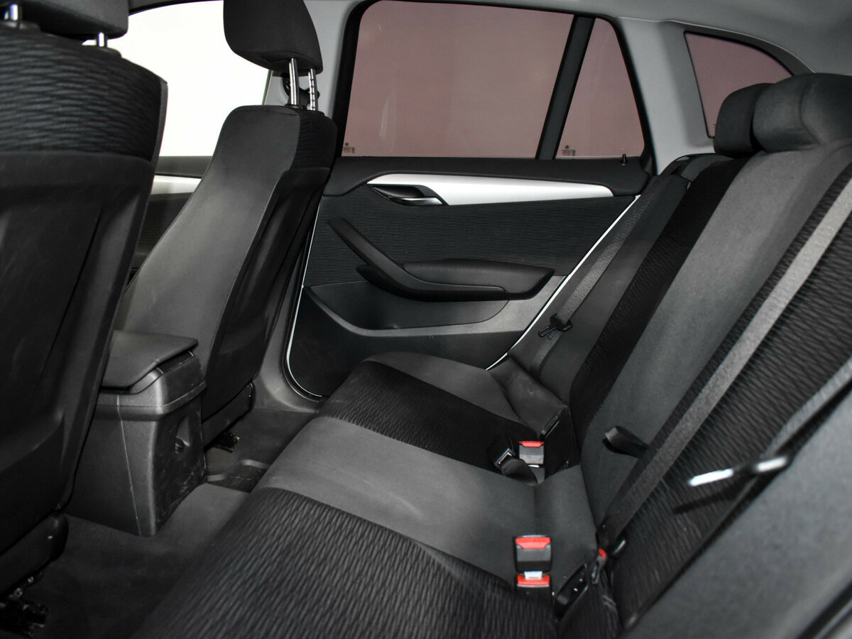 BMW X1 18i I (E84), 2010 Фото №12