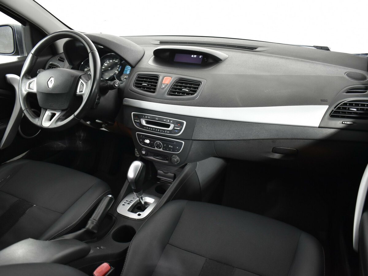 Renault Megane III, 2010 Фото №10