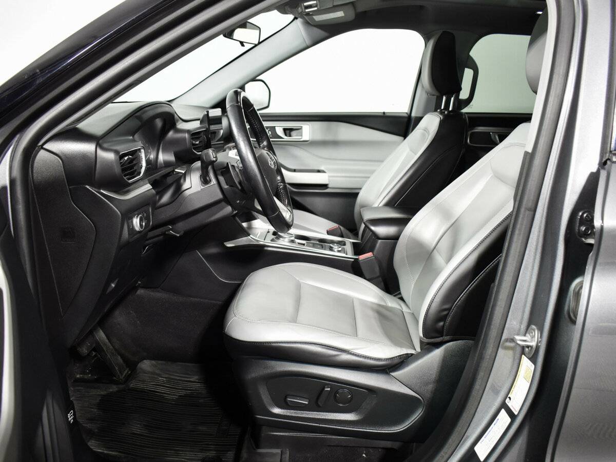 Ford Explorer VI, 2021 - 49 500 км. | Фото №7