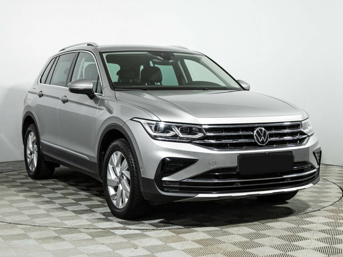 Volkswagen Tiguan II Рестайлинг, 2021 Фото №3