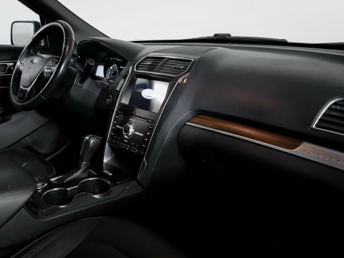 Ford Explorer V Рестайлинг 2, 2019 Фото №9