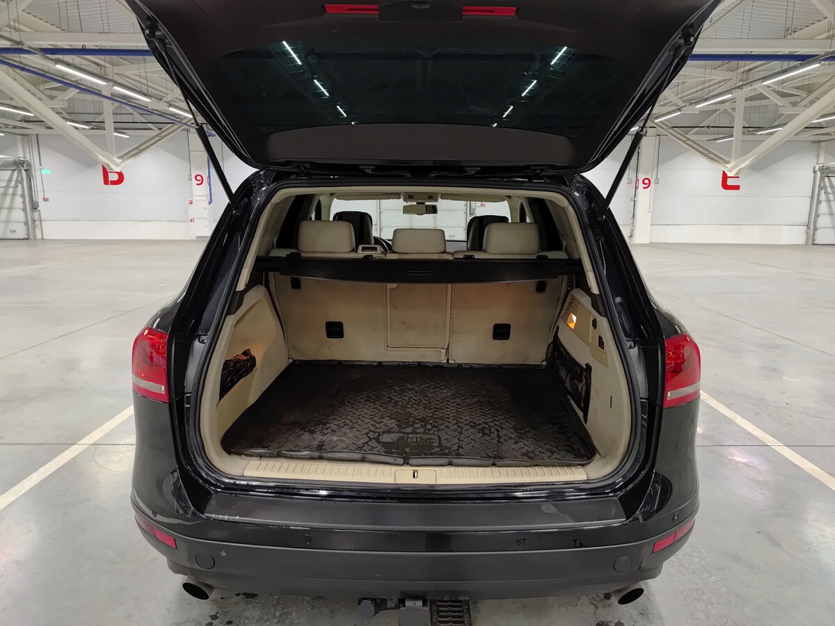 Volkswagen Touareg II, 2011 Фото №10