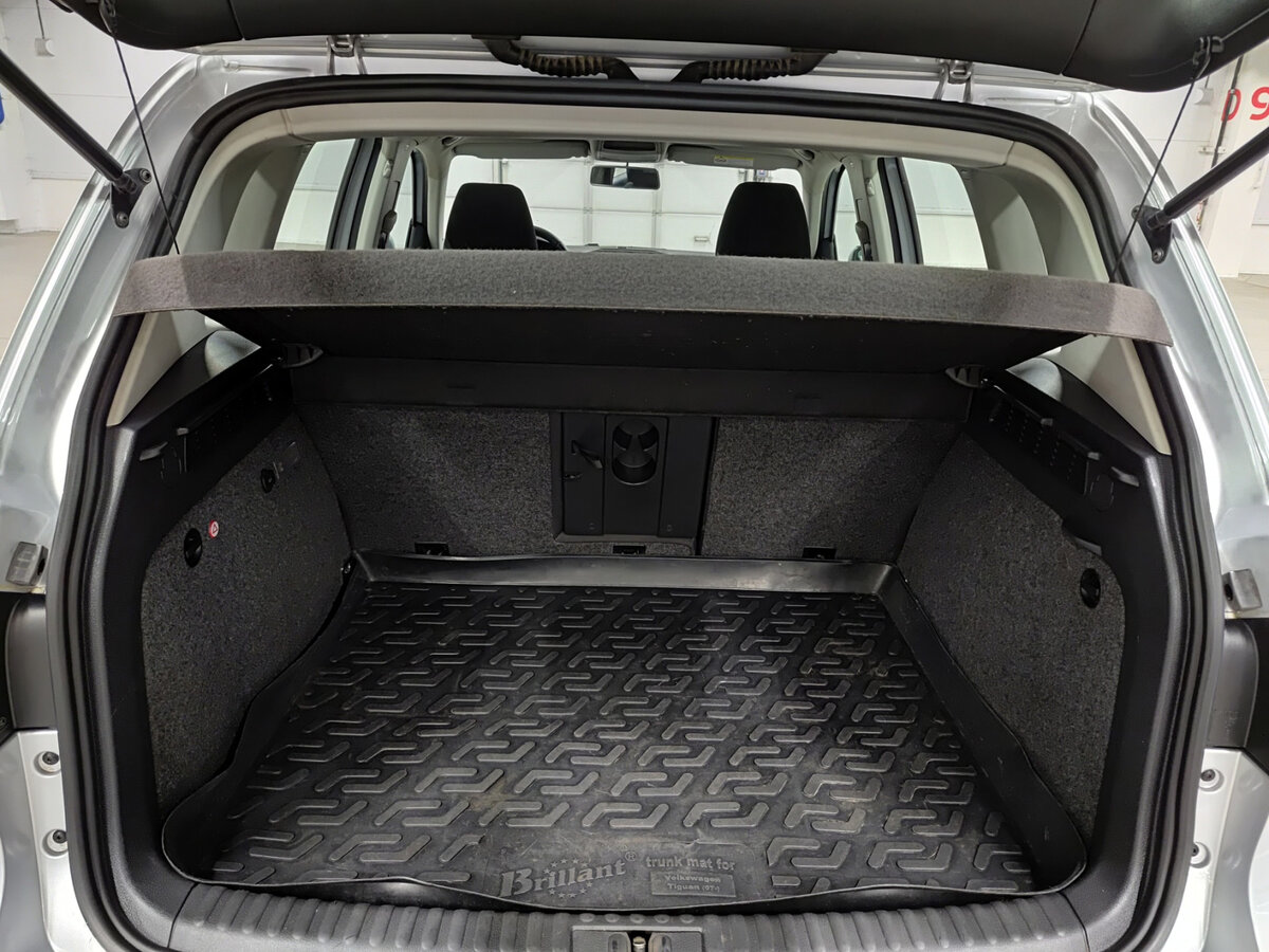 Volkswagen Tiguan I Рестайлинг, 2011 Фото №10