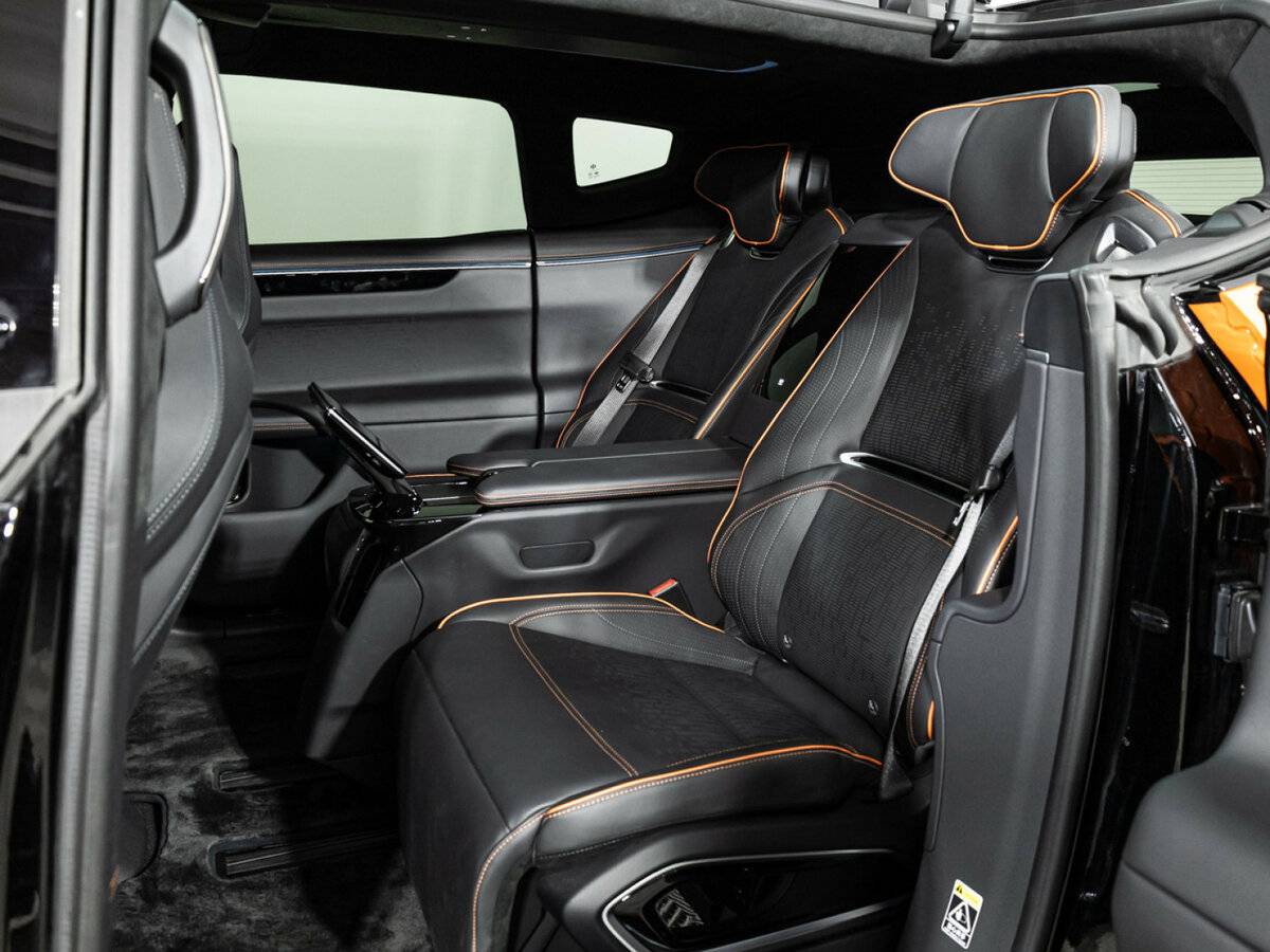 HiPhi X, 2022 Фото №8