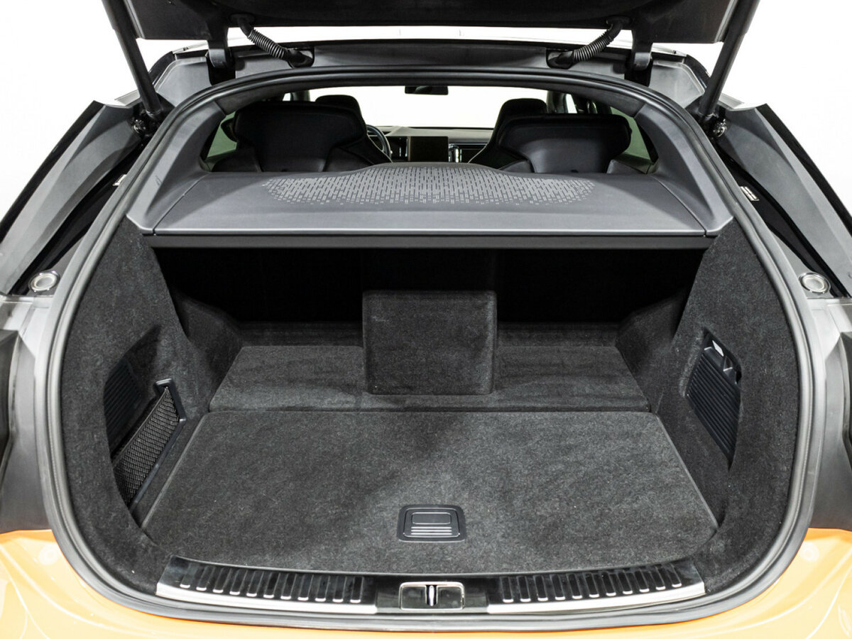 HiPhi X, 2022 Фото №27