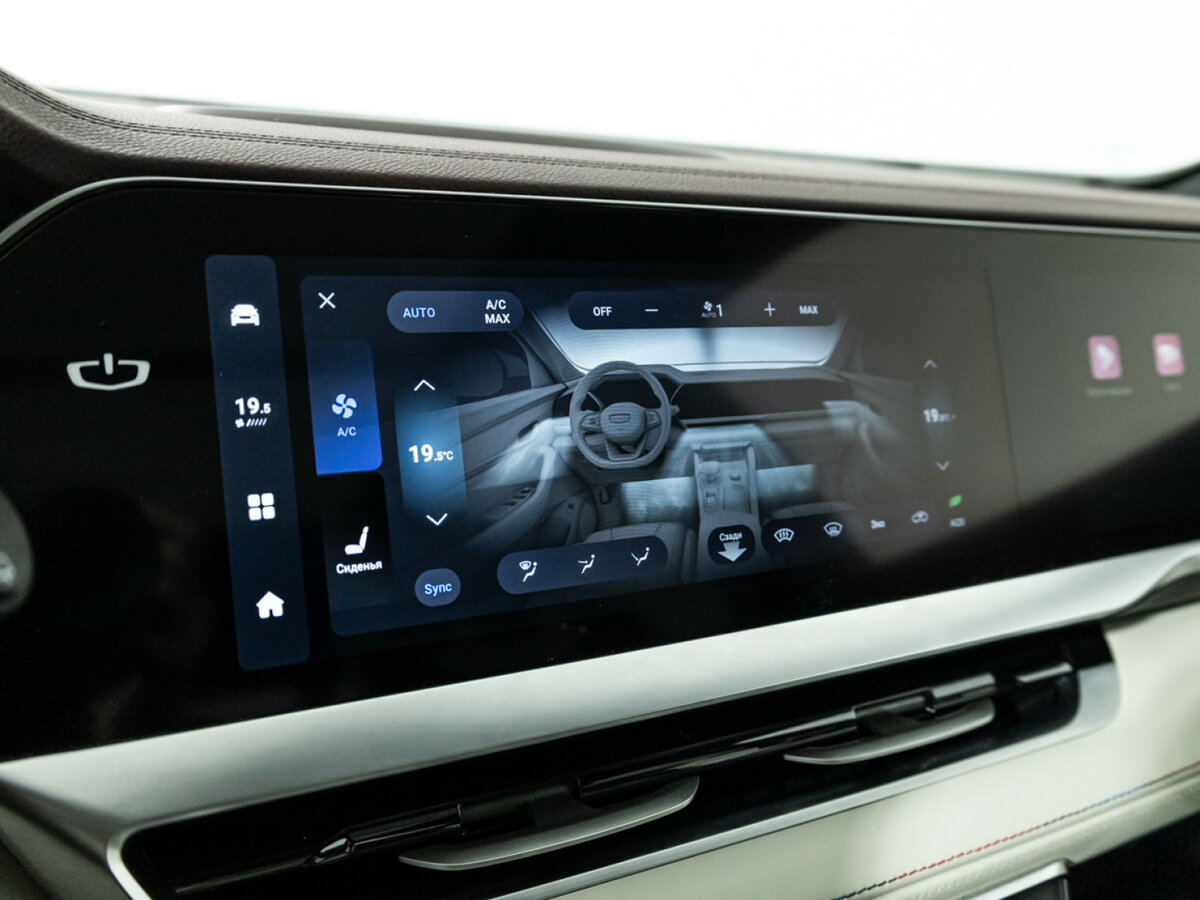 Geely Monjaro I, 2023 Фото №18