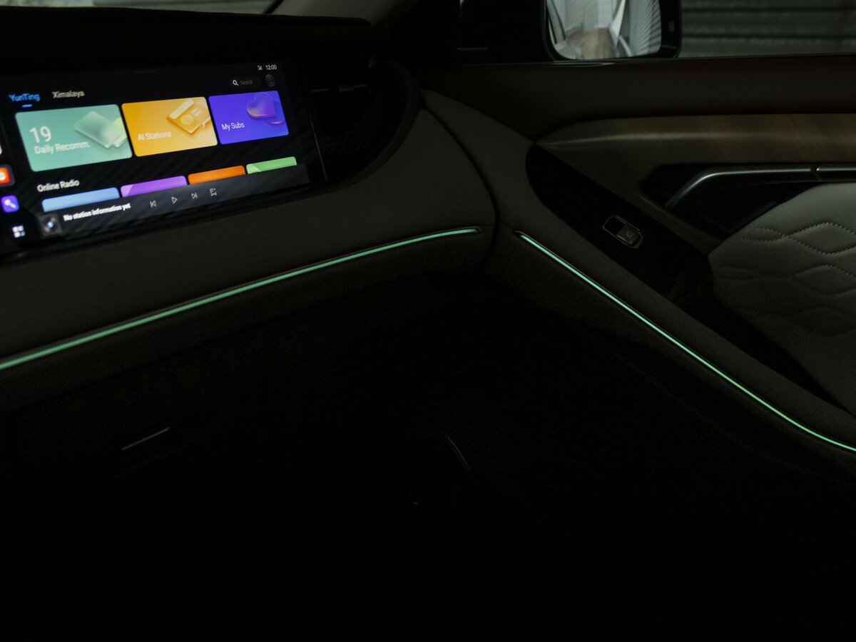 Voyah Free I Рестайлинг, 2023 Фото №16