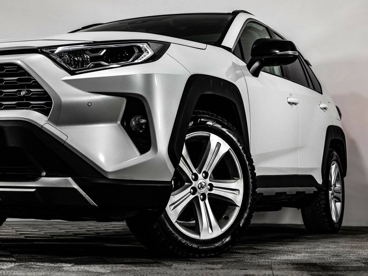 Toyota RAV4 V (XA50), 2022 - 68 217 км. | Фото №2
