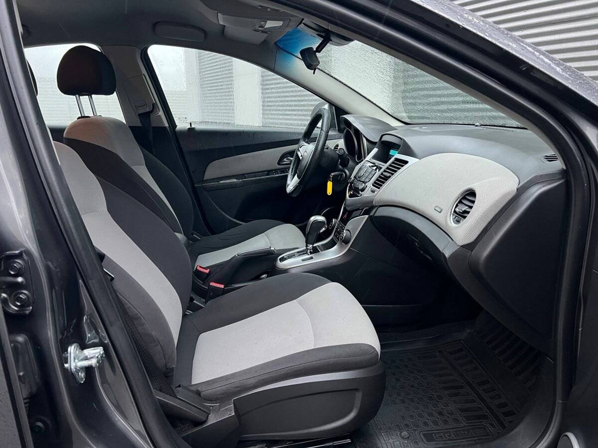 Chevrolet Cruze I, 2011 Фото №9