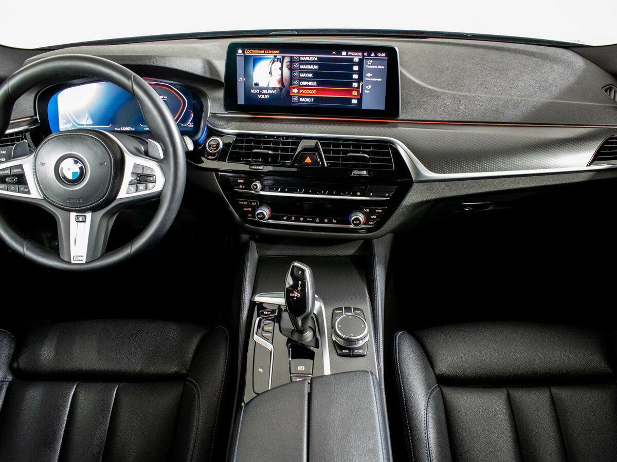 BMW 5 серии 520d xDrive VII (G30/G31/G38) Рестайлинг, 2021 Фото №11