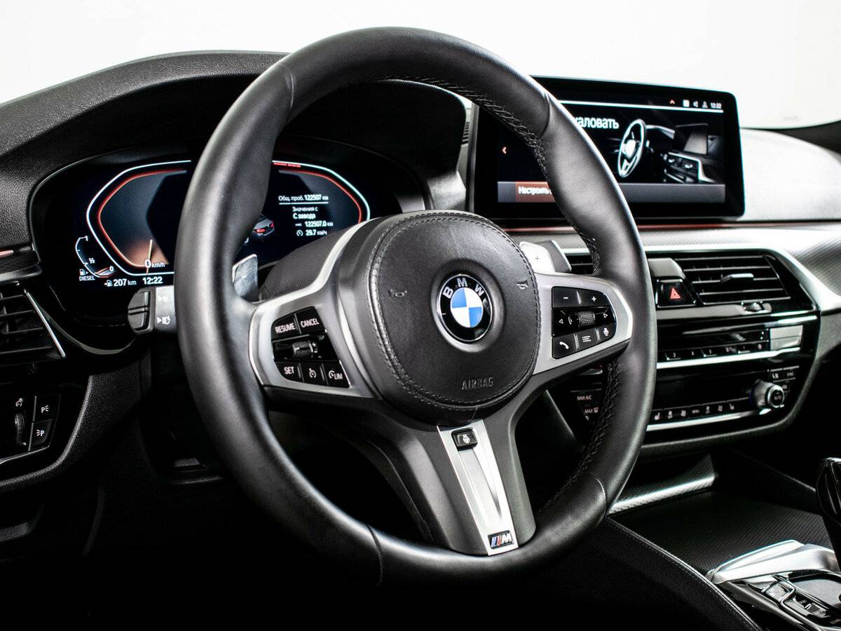 BMW 5 серии 520d xDrive VII (G30/G31/G38) Рестайлинг, 2021 Фото №13