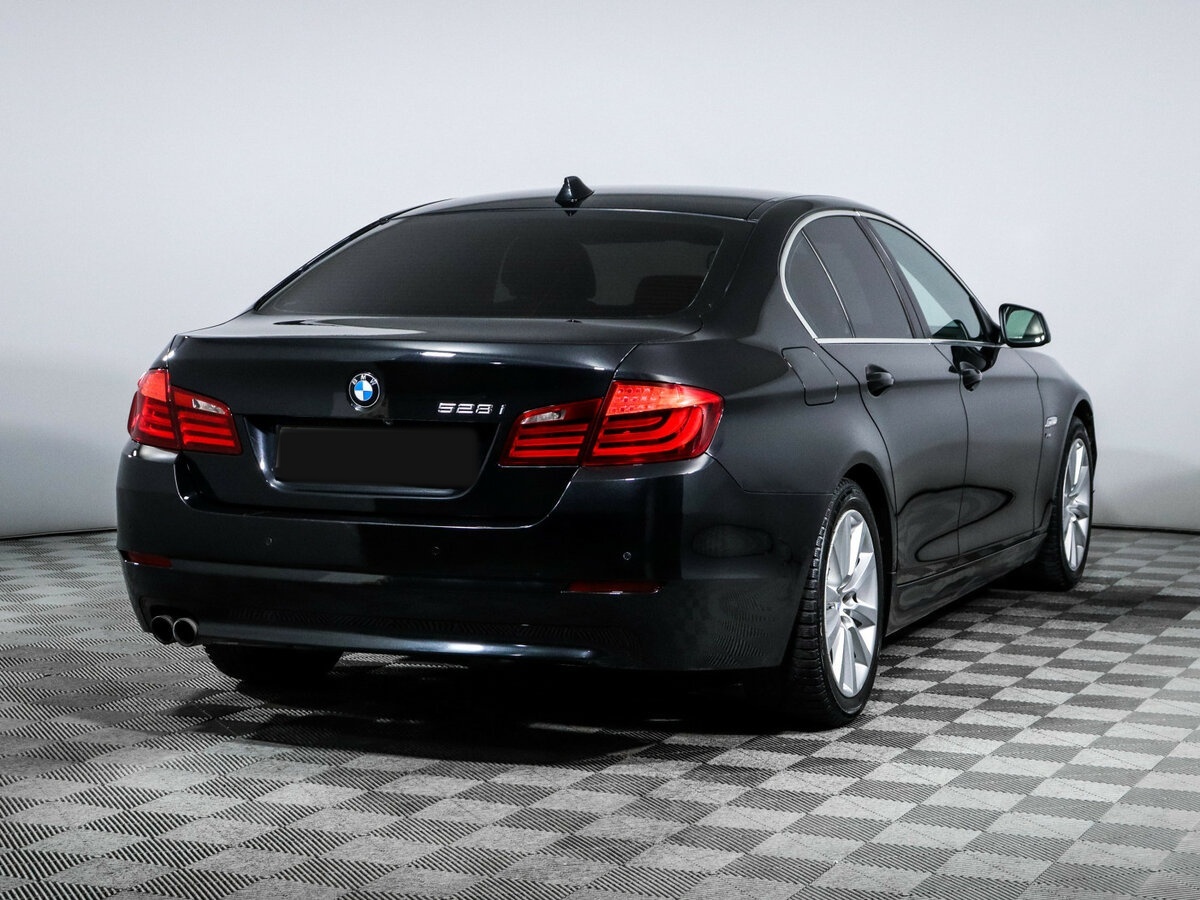 BMW 5 серии 528i xDrive VI (F10/F11/F07), 2011 - 208 224 км. | Фото №3